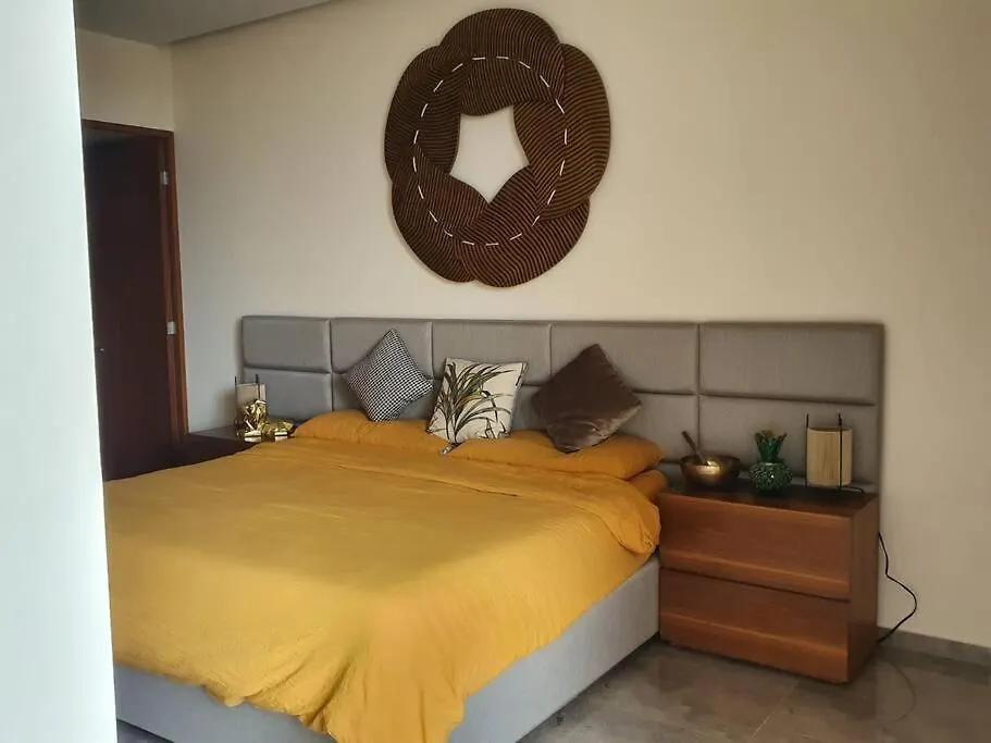 Penthouse Mannaz - Priv Pool! - 2Br contacts